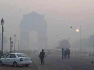 Air quality in Delhi remains in "very poor" category