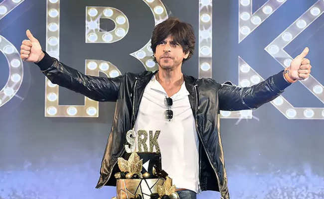 Shah Rukh Khan Birthday Shah Rukh Khan Treats Fans On His 57th Birthday Makes A Special 