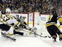 boston bruins: Zdeno Chara to sign one-day contract with Boston Bruins  before NHL retirement - The Economic Times