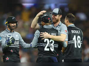 T20 World Cup: Southee, Santner star as New Zealand thrash Australia by 89 runs in Super 12 opener (ld)