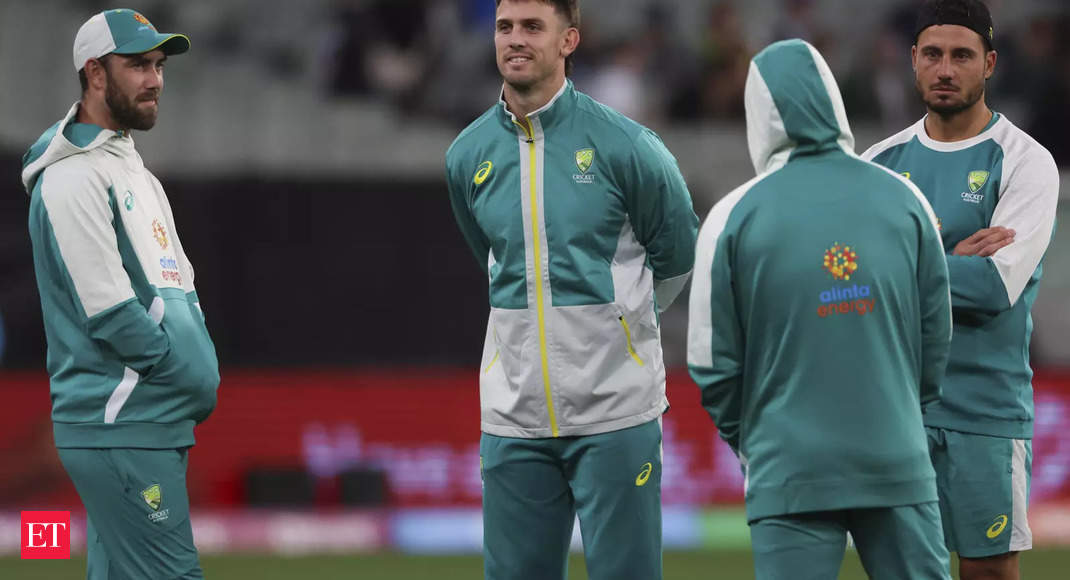Australia survive Rashid scare to keep slim semifinal hopes alive