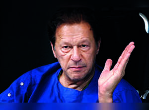 Deadlock Persists over Filing of FIR over Attack on Pakistan Ex-PM Imran Khan