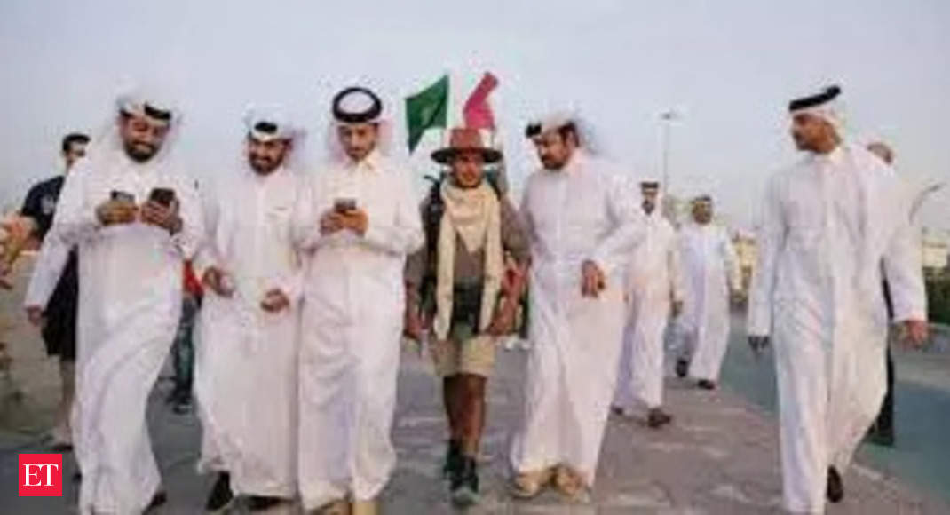 قطر: كأس العالم لكرة القدم 2022: مشجع سعودي لكرة القدم يعبر 1600 كيلومتر من الصحراء للوصول إلى قطر.  إليكم السبب
