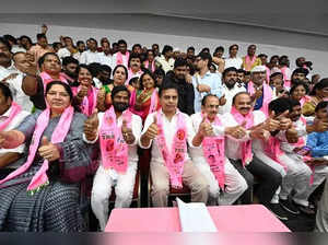 Hyderabad: TRS working president K T Rama Rao along with leaders during a press conference after Munugode victory in by-election, at Telangana Bhavan in Hyderabad on Sunday, Nov. 06, 2022. (Photo:snapsIndia IANS)