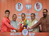 Scores of political, social activists join BJP in Jammu