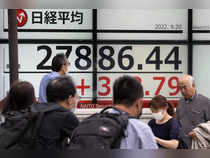 Asia stocks advance as investors await U.S. midterm election results
