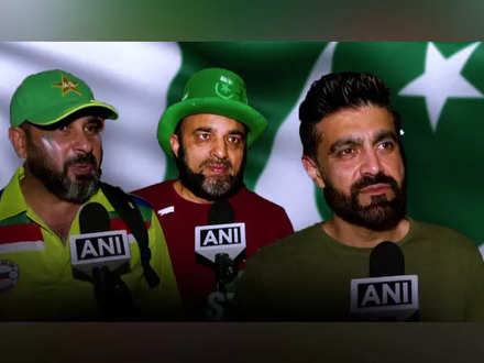 T20 World Cup 2022: Heartbroken Pak fans vent their disappointment after  their team's loss in the finals - The Economic Times Video | ET Now