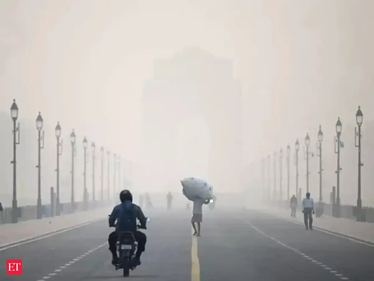 'Can't close our eyes': Delhi HC makes scathing remarks on pollution in ...