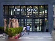 Credit Suisse unloads assets to Apollo as restructures