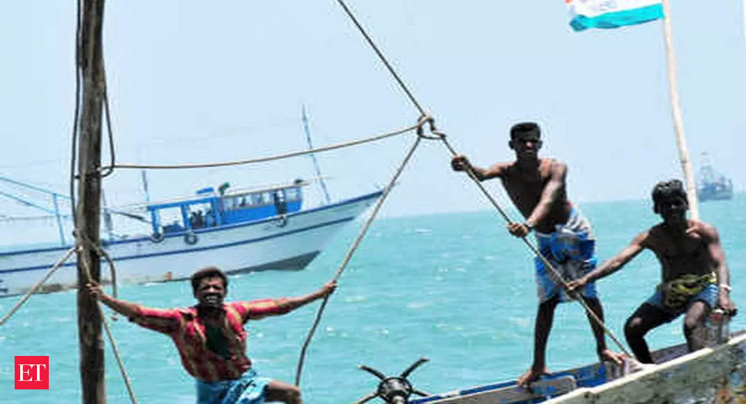 India: Tiga nelayan India yang dibebaskan oleh Indonesia sedang naik pesawat ke India dari Medan