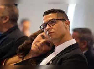 Cristiano Ronaldo's mother Dolores Aveiro praises Portuguese journalist who criticised Erik ten Hag