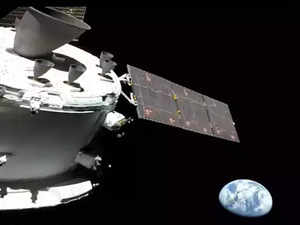 artemis-1-moon-mission-first-images-of-earth-from-nasas-orion-spacecraft-watch.