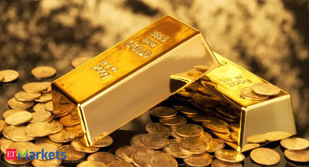 Gold rate today: Yellow metal trades flat; silver holds Rs 61,000