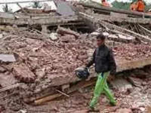 Death toll in Indonesia earthquake rises to 310