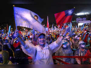 Supporters of Wayne Chiang, Taipei mayoral candidate of the oppositions party Kuomintang (KMT),  attend a rally ahead of the election in Taipei
