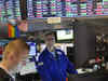 Wall Street flat as energy stocks limit declines in growth shares