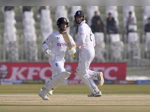 England hit record-breaking 500 on first day in Rawalpindi