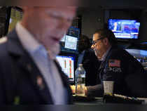 S&P 500 ends slightly lower after jobs report