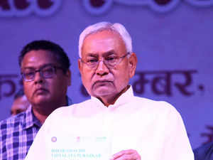 Grand Alliance to field JD(U) leader Manoj Kushwaha for Kurhani by-poll in Bihar