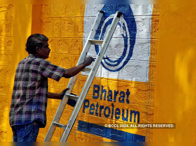 Bharat Petroleum Corporation | Price Performance in 2022: -12%