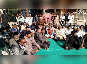 Bariyaf villagers in Mehsana District staged protest and boycott voting as village issues are unresolved for decades.
