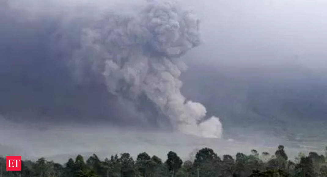 Indonesia: Gunung Semeru di Indonesia kembali meletus, ribuan orang mengungsi