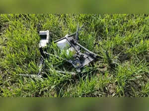 BSF recovers drone and heroin at India-Pakistan border.