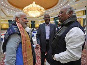 New Delhi, Dec 05 (ANI): Prime Minister Narendra Modi interacts with Congress Pr...