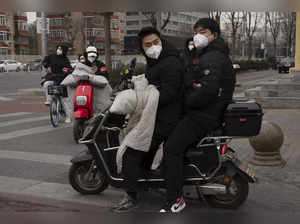 Beijing, Shenzhen scrap COVID-19 tests for public transport