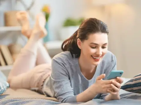 How to get LIC policy services on WhatsApp