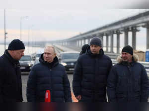Damaged in explosion in October, Russia repairs Crimea’s Kerch Bridge at rapid pace. See details
