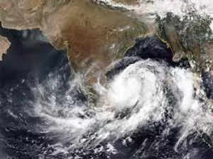 Cyclone 'Mandous' to cross coast between Puducherry-Sriharikota on midnight of Dec 9: IMD