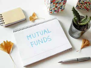 Should you start a mutual fund SIP in a regular plan or direct plan?