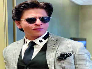 Pathan: Shah Rukh Khan announces release of its first single “Besharam Rang” sharing Deepika Padukone's amazing look from song