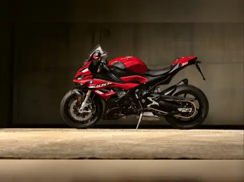 2023 BMW S 1000 RR: Cost and Competition - 2023 BMW S 1000 RR launched in  India: All details here | The Economic Times