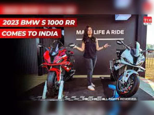 BMW S 1000 RR features for 2023