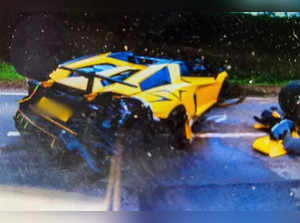 Horrific! Woman smashes her Alfa Romeo Giulietta into £300,000 Lamborghini Aventador, served £40 fine