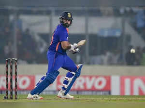 Injured Rohit ruled out of final ODI against Bangladesh, to consult expert ahead of Tests.