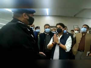 Jyotiraditya Scindia visits Delhi airport amid 'chaos'