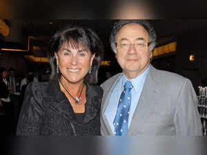 Barry and Honey Sherman murder: Son triples cash reward to $35m to find killer