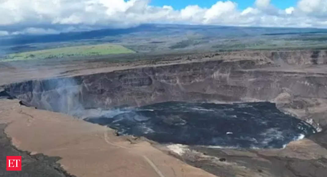 Two active Hawaii volcanoes have stopped erupting: US scientists