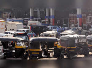 petrol pump crowd