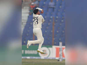 India in driver's seat in first Test against Bangladesh