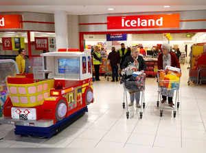 Supermarket chain Iceland to give away £500 this Christmas. Know how to participate