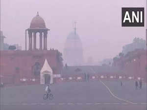 Delhi's air quality in 'very poor' category, AQI at 310