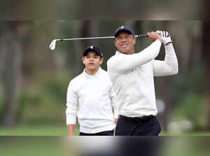 Woods and his son Charlie to play at PNC championship before Tiger rests his injured foot