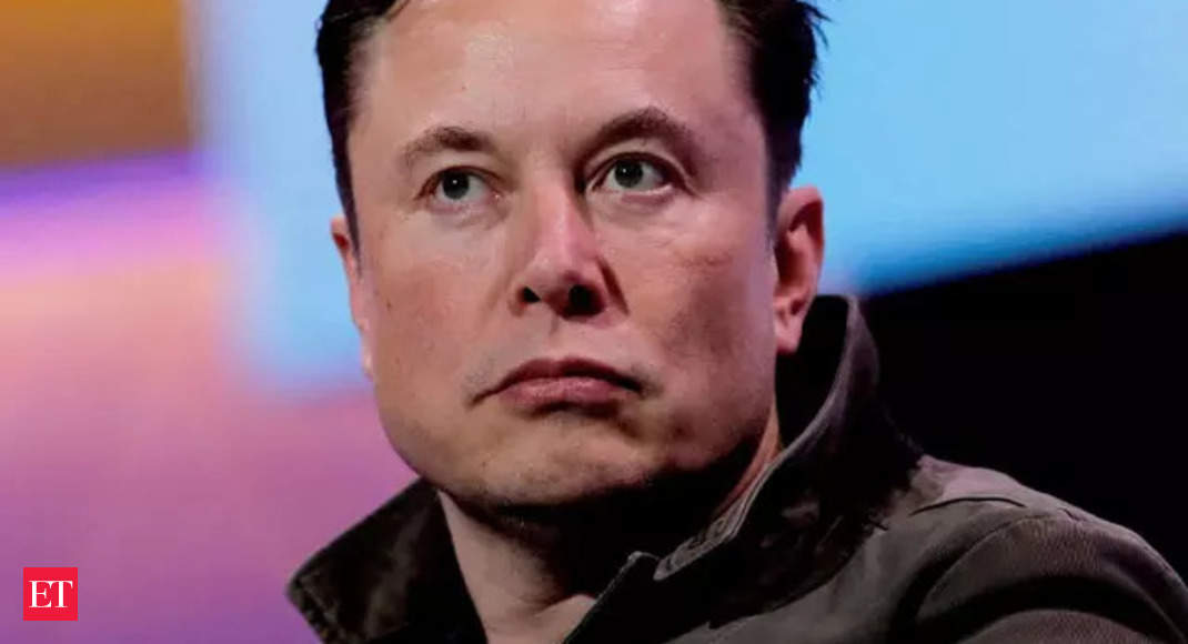 Elon Musk polls Twitter users about whether he should step down; to ban promoting rival social platforms