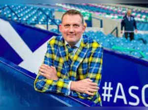 Doddie Weir memorial service: Tartan-clad mourners pay emotional homage to former Scottish rugby union player