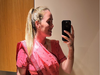 Cricketer Amanda Wellington tries on a pink saree, her post goes viral