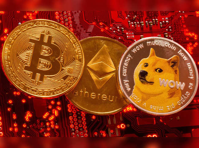 cryptocurrencies Bitcoin, Ethereum and DogeCoin